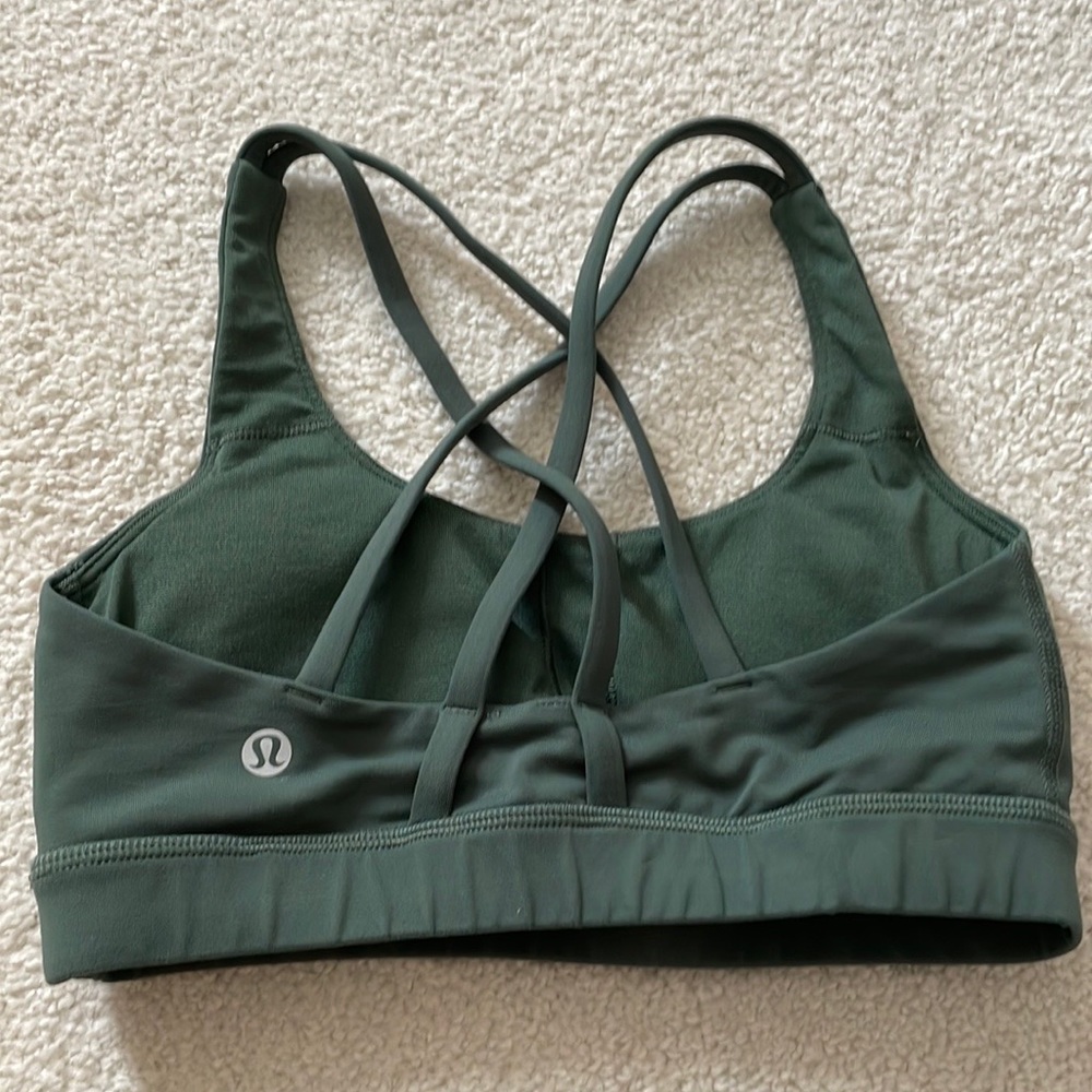 Lululemon sports bra